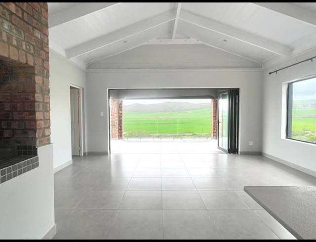 3 BEDROOM HOUSE FOR SALE IN FRAAIUITSIG